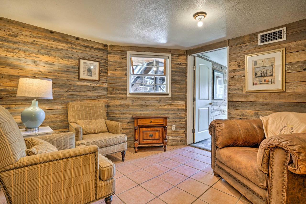 Waterfront Guadalupe River Lodge Home With Dock! Seguin Extérieur photo