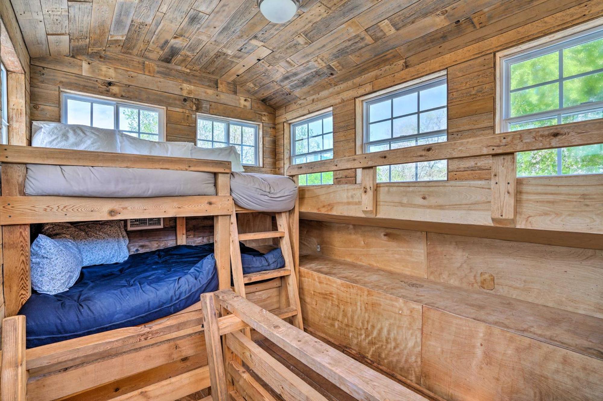 Waterfront Guadalupe River Lodge Home With Dock! Seguin Extérieur photo