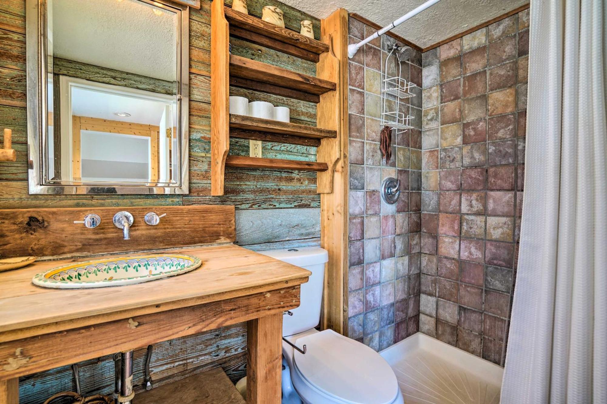 Waterfront Guadalupe River Lodge Home With Dock! Seguin Extérieur photo